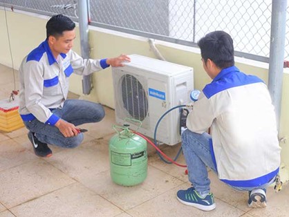 Bơm Gas Máy Lạnh Tại Nhà Bè