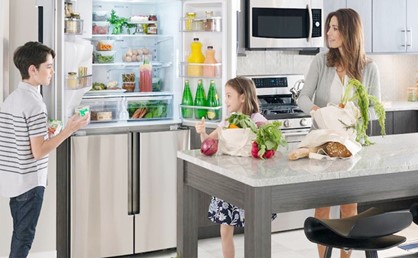 Có nên đổi tủ lạnh cũ bị hư trong dịp Tết này không?