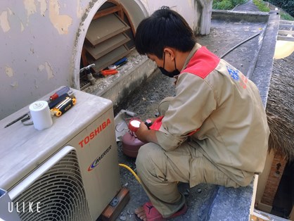 Bơm Gas Máy Lạnh Dĩ An Bình Dương: Giá Rẻ, Thợ Giỏi