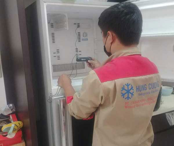 Nguyên nhân và cách khắc phục tủ lạnh kêu to