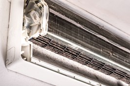 Dịch vụ vệ sinh máy lạnh phường An Đông